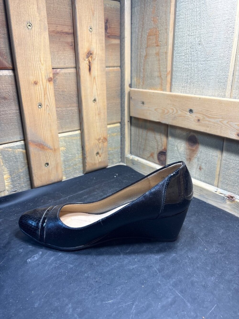 Abella Jubilee Black Wedge Heels Womens Comfort Shoes US 7.5W UK 5.5 EUR 37.5 - Picture 4 of 7
